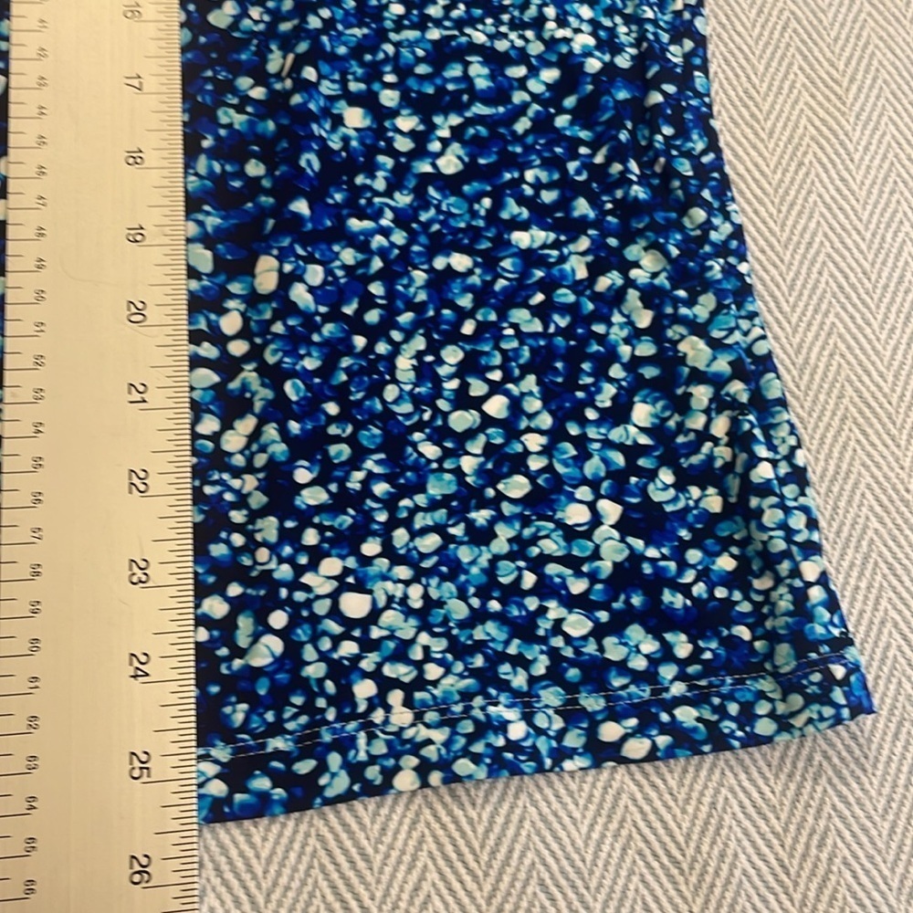 Lands' End 1X Rash Guard Blue Pit to Pit 24” NEW WITH TAGS Short Sleeves - Picture 6 of 8